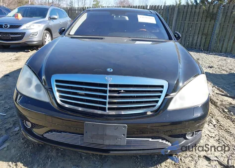2008 Mercedes-Benz S 550 из США, поврежденный, VIN WDDNG71X78A224528